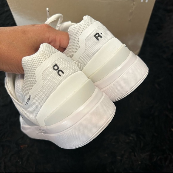 ON CLOUD the Roger white tennis lace up shoes sneakers women’s 8.5 new - Picture 5 of 8